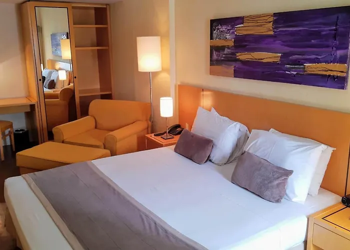 Cardum Hotel
